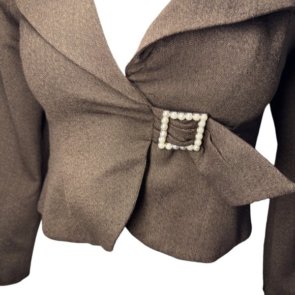 Svetlana Brown Blazer Contrast Lapel Rhinestone Statement Button Closure Size 8 - Picture 3 of 10